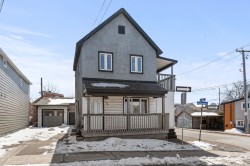 12 Rue Charlevoix Gatineau (Hull), QC J8X 1P1