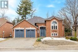424 RAMBLEWOOD DRIVE  Wasaga Beach, ON L9Z 1P3
