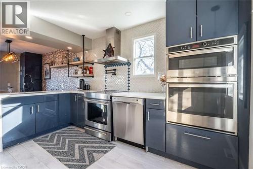 735 Beach Boulevard, Hamilton, ON - Indoor Photo Showing Kitchen With Upgraded Kitchen