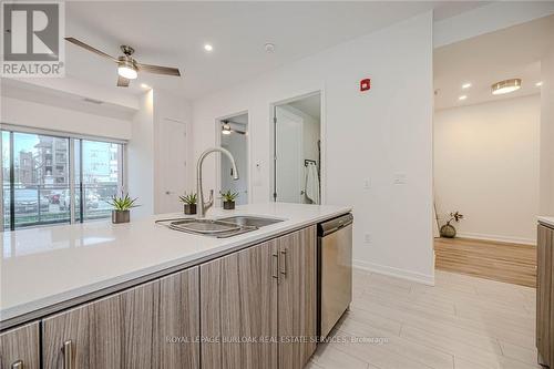 106 - 4040 Upper Middle Road, Burlington, ON - Indoor Photo Showing Kitchen