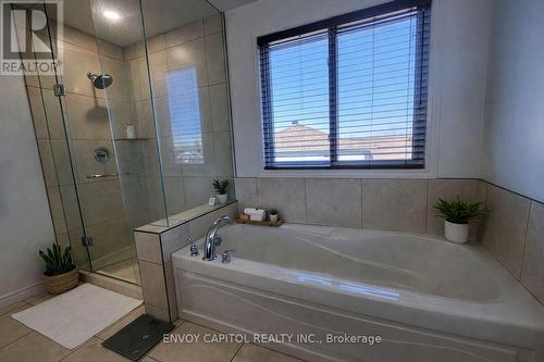 402 Palamino Place, Waterloo, ON - Indoor Photo Showing Bathroom