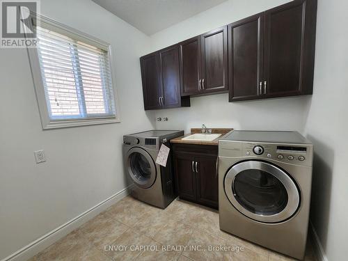 402 Palamino Place, Waterloo, ON - Indoor Photo Showing Laundry Room