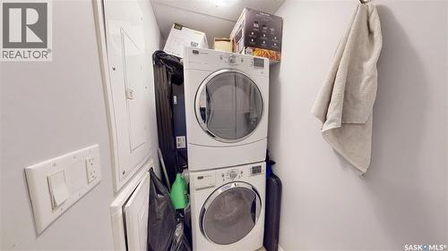 214 412 Willowgrove Square, Saskatoon, SK - Indoor Photo Showing Laundry Room