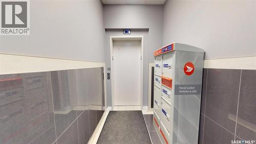 214 412 Willowgrove Square, Saskatoon, SK - Indoor Photo Showing Other Room