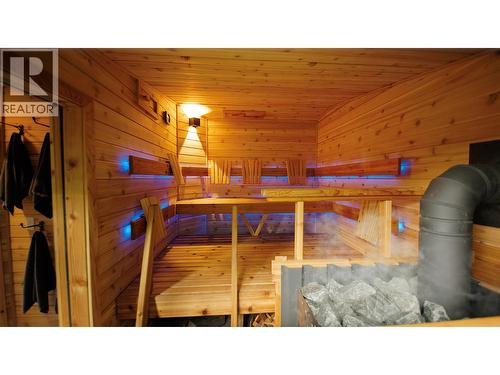 Lodge - Sauna - 475 Bluenose Road, Coldstream, BC 