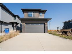 2904 1 AV SW  Edmonton, AB T6X 3E2