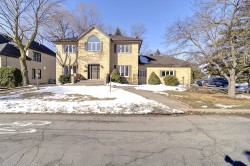 268 Alice-Carrière Street  Beaconsfield, QC H9W 6E6