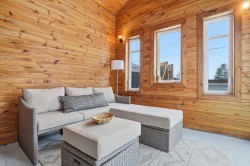 Sun Room - 