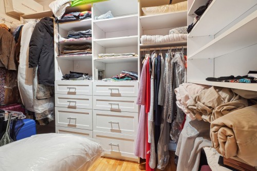 Penderie (Walk-in) - 5888 Rue De St-Vallier, Montréal (Rosemont/La Petite-Patrie), QC - Indoor With Storage