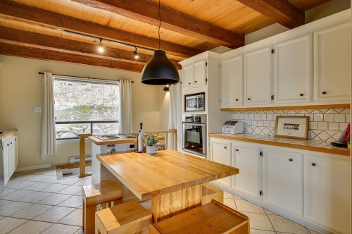 Kitchen - 29 Ch. Des Sources, Saint-Sauveur, QC - Indoor Photo Showing Other Room