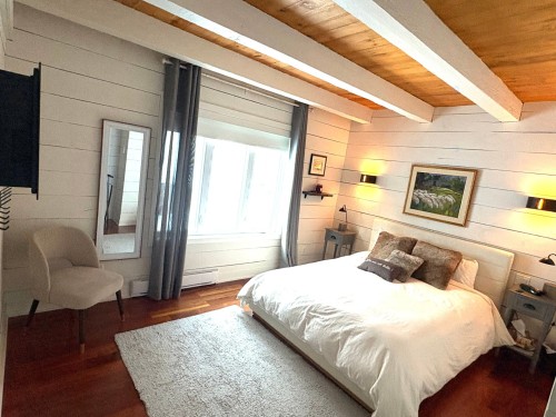 Master Bedroom - 29 Ch. Des Sources, Saint-Sauveur, QC - Indoor Photo Showing Bedroom