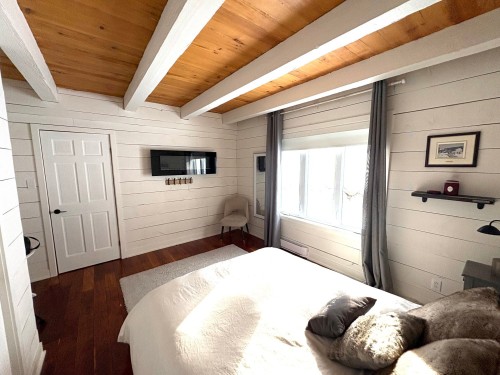 Master Bedroom - 29 Ch. Des Sources, Saint-Sauveur, QC - Indoor Photo Showing Bedroom