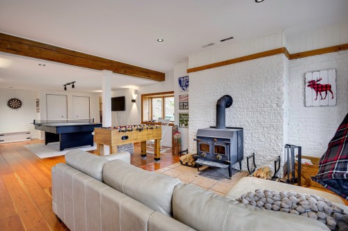Family Room - 29 Ch. Des Sources, Saint-Sauveur, QC - Indoor Photo Showing Living Room With Fireplace