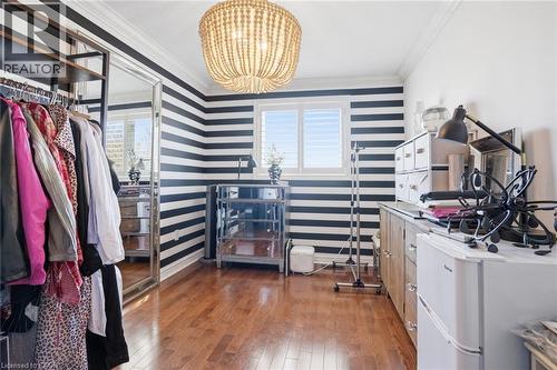 4020 Alexan Crescent, Burlington, ON - Indoor Photo Showing Other Room