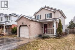 236 DARTMOOR Crescent  Waterloo, ON N2K 2S9