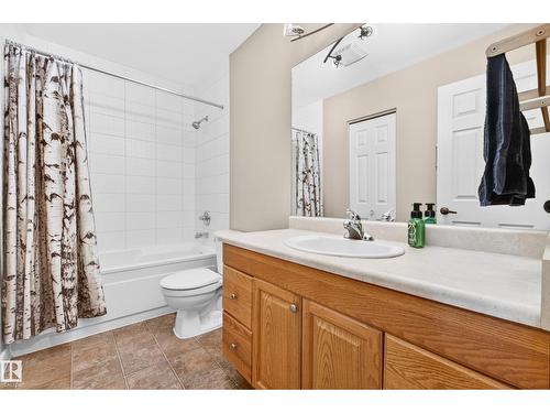 4112 30 Av Nw, Edmonton, AB - Indoor Photo Showing Bathroom