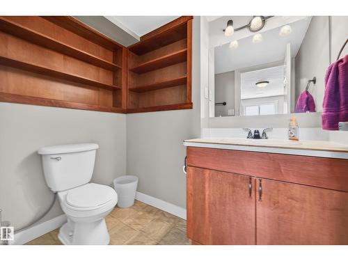 4112 30 Av Nw, Edmonton, AB - Indoor Photo Showing Bathroom