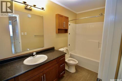 308 115 Dalgleish Link, Saskatoon, SK - Indoor Photo Showing Bathroom