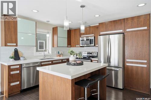 434 Pichler Crescent, Saskatoon, SK - Indoor Photo Showing Kitchen With Upgraded Kitchen