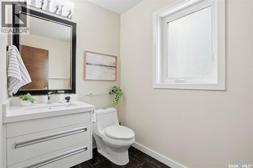 434 Pichler Crescent, Saskatoon, SK - Indoor Photo Showing Bathroom