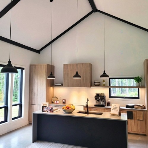 Kitchen - 1245 Ch. De La Chasse-Galerie, Mont-Tremblant, QC - Indoor Photo Showing Kitchen With Upgraded Kitchen