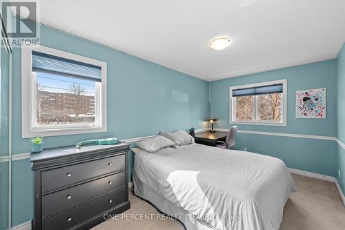 30 Maplehurst Avenue, Ottawa, ON - Indoor Photo Showing Bedroom