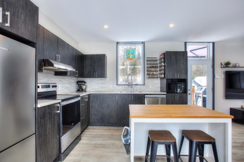 Cuisine - 103 Ch. Baumann, Lac-Saguay, QC - Indoor Photo Showing Kitchen With Upgraded Kitchen