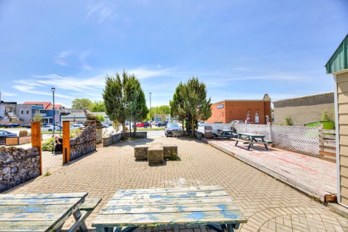 Terrasse - 244 Rue Principale E., Farnham, QC - Outdoor