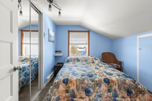 Chambre à coucher - 170 Rue St-Joseph, Sainte-Anne-Des-Plaines, QC - Indoor Photo Showing Bedroom
