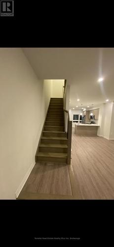 10 - 51 Sparrow Avenue, Cambridge, ON - Indoor Photo Showing Other Room