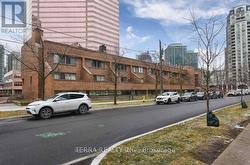 105 - 1 DUPLEX AVENUE Toronto, ON M2M 4G6
