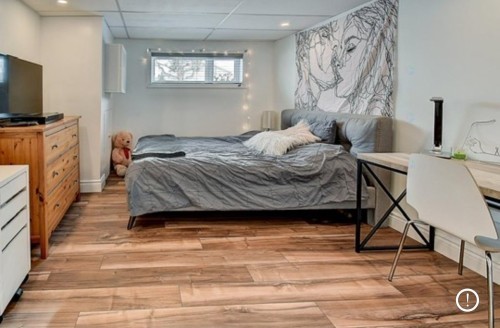 Bedroom - 140 Av. De La Mennais, La Prairie, QC - Indoor Photo Showing Bedroom