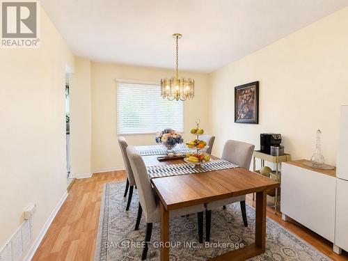 2554 Valencia Road, Mississauga, ON - Indoor Photo Showing Dining Room