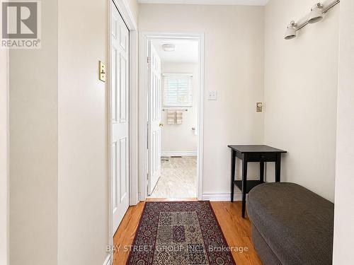 2554 Valencia Road, Mississauga, ON - Indoor