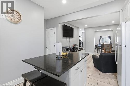 75 Niagara Street, Hamilton, ON - Indoor Photo Showing Dining Room