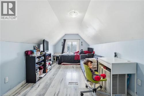 75 Niagara Street, Hamilton, ON - Indoor Photo Showing Other Room