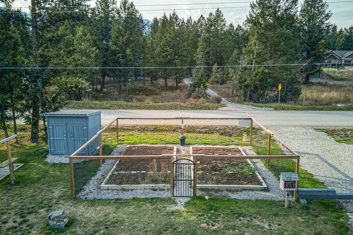Pedley Heights Drive, Windermere, BC - Outdoor