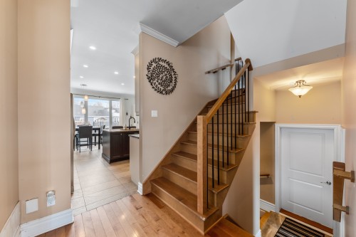 Escalier - 329 Rue Daudelin, Farnham, QC - Indoor Photo Showing Other Room