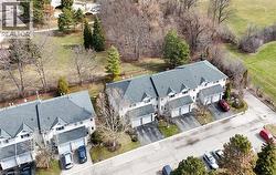 2 ROYALWOOD Court Unit# 59 Stoney Creek, ON L8E 4Z1