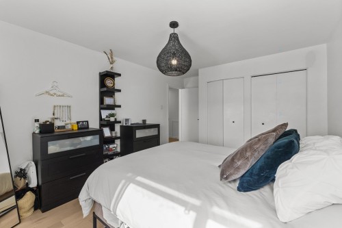 Chambre à coucher - 104-103 Rue Angora, Dollard-Des-Ormeaux, QC - Indoor Photo Showing Bedroom