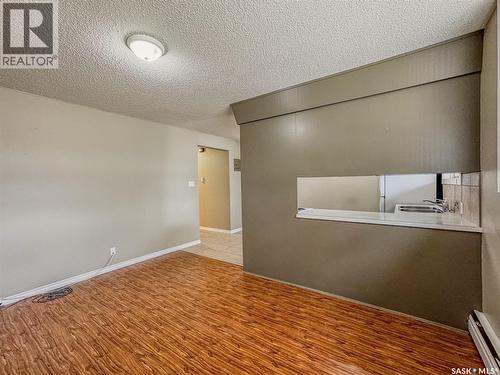395 6Th Avenue Se, Swift Current, SK - Indoor Photo Showing Other Room