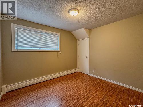 395 6Th Avenue Se, Swift Current, SK - Indoor Photo Showing Other Room