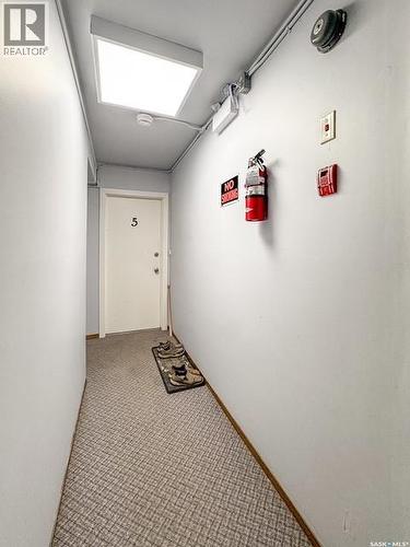 395 6Th Avenue Se, Swift Current, SK - Indoor Photo Showing Other Room
