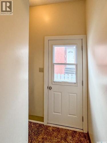 947 & 957 Connaught Drive, Swift Current, SK - Indoor Photo Showing Other Room