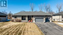 415 SHOREWAY DRIVE Ottawa, ON K4P 0G4