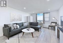 701 - 6720 GLEN ERIN DRIVE  Mississauga, ON L5N 3K8