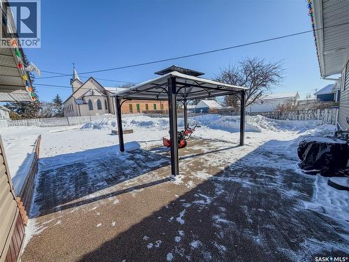 210 Wells Avenue E, Langenburg, SK - Outdoor