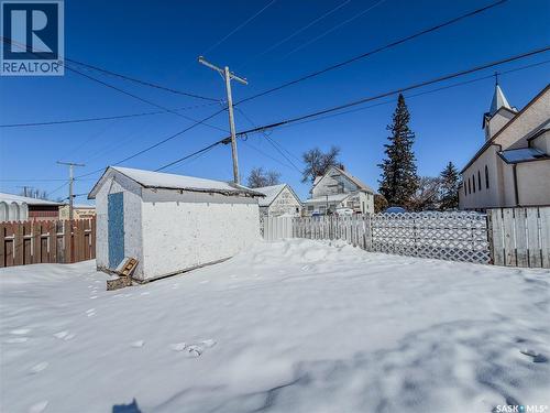 210 Wells Avenue E, Langenburg, SK - Outdoor
