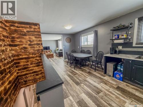 210 Wells Avenue E, Langenburg, SK - Indoor Photo Showing Living Room