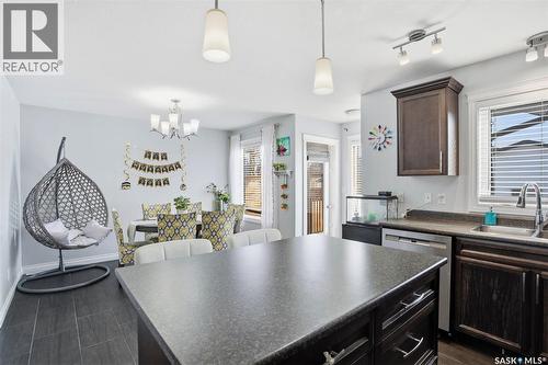 215 Wyant Lane, Saskatoon, SK - Indoor